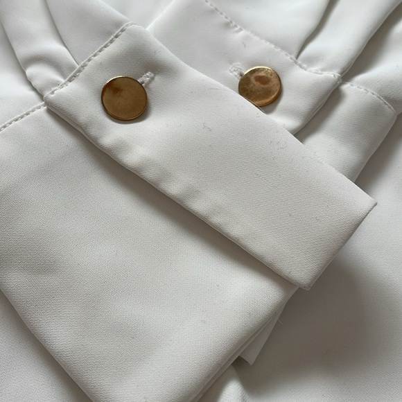 Zara V Neck Blouse - Picture 14 of 14